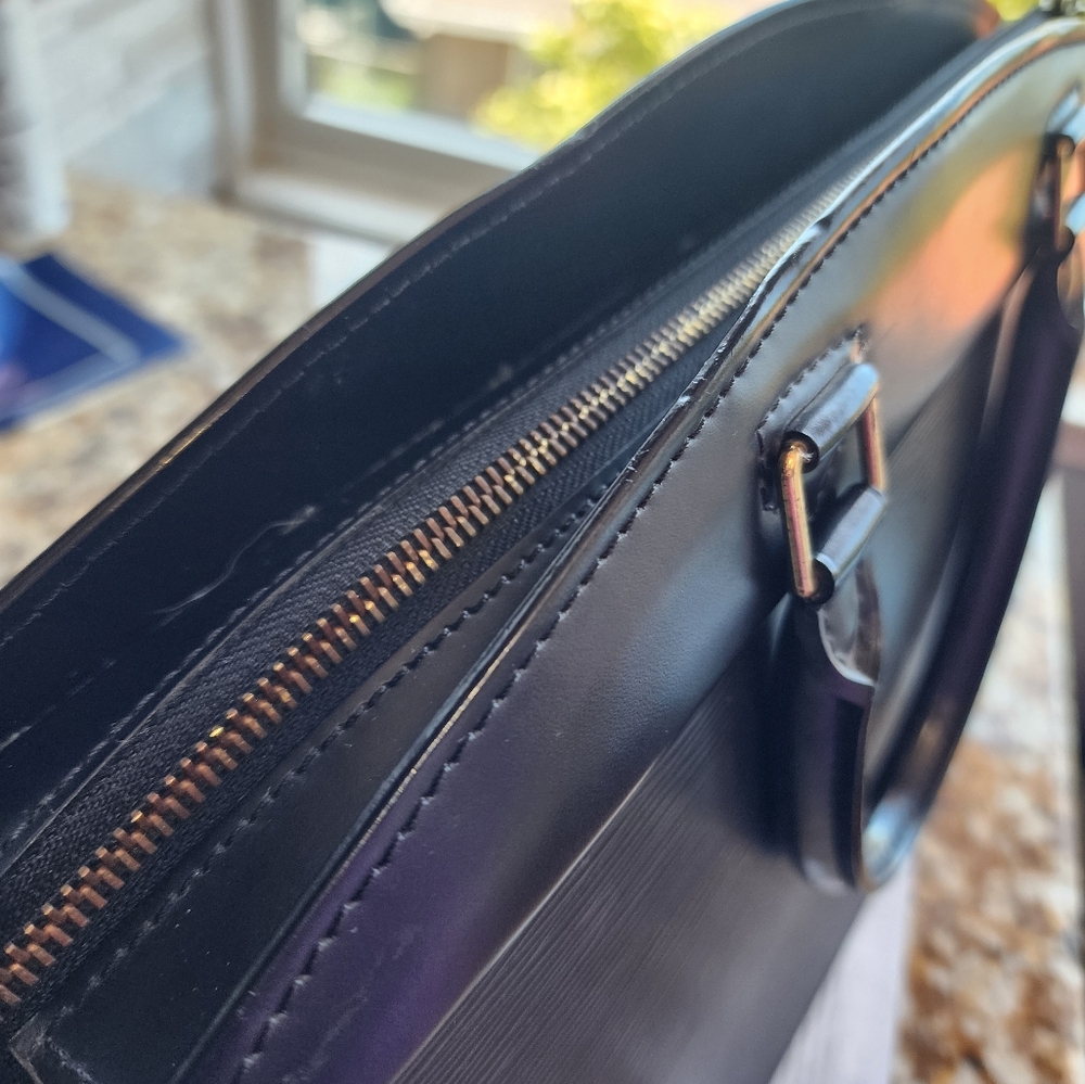 ✨️Louis Vuitton Black Epi Riveria Purse In Noir Black✨️ - Picture 11 of 12